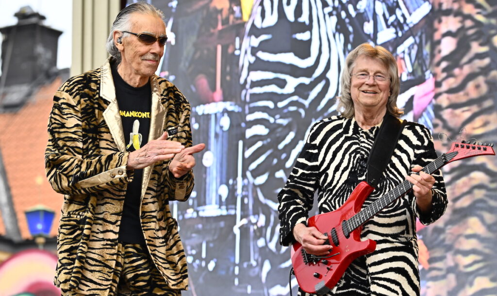 Lasse Åberg och Janne Schaffer i Electric Banana Band som spelade på Gröna Lund i Stockholm i juni 2025